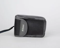 Nikon AF240SV 35mm Film Camera W/ Case (serial 5805286)(Nikon Af240sv 35mm Film Camera W Case Serial 5805286) -Vintage Camera Store nikon AF240V 35mm film pns camera serial 5805286 20240717 1764