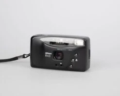 Nikon AF400 35mm Film Camera W/ Case (serial 5011322)(Nikon Af400 35mm Film Camera W Case Serial 5011322) -Vintage Camera Store nikon AF400 35mm film pns camera serial 5011322 20240718 1777