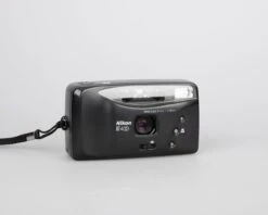 Nikon AF400 35mm Film Camera W/ Case (serial 5011322)(Nikon Af400 35mm Film Camera W Case Serial 5011322) -Vintage Camera Store nikon AF400 35mm film pns camera serial 5011322 20240718 1778