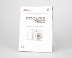 Nikon Coolpix 7600 7MP CCD Sensor Digicam W/ Battery Charger + Manual In French (uses AA Batteries)(Nikon Coolpix 7600 7mp Ccd Sensor Digicam W Battery Charger Manual In French Uses Aa Batteries) -Vintage Camera Store nikon coolpix 7600 ccd digicam 202304304126