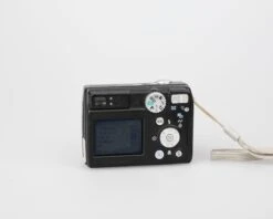 Nikon Coolpix 7600 7MP CCD Sensor Digicam W/ Battery Charger + Manual In French (uses AA Batteries)(Nikon Coolpix 7600 7mp Ccd Sensor Digicam W Battery Charger Manual In French Uses Aa Batteries) -Vintage Camera Store nikon coolpix 7600 ccd digicam 202304304133