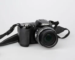 Nikon Coolpix L100 12.1 MP CCD Sensor Digicam (uses AA Batteries + SD Card)(Nikon Coolpix L100 12mp Ccd Sensor Digicam Uses Aa Batteries Sd Card) -Vintage Camera Store nikon coolpix l110 digicam 202305124209