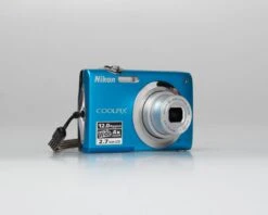 Nikon Coolpix S3000 12MP Digicam W/ 4GB SD Card + Battery + Charger + Case (serial 52016559)(Nikon Coolpix S3000 12mp Digicam W 4gb Sd Card Battery Charger Case Serial 52016559) -Vintage Camera Store nikon coolpix s3000 digital pns camera serial 52016559 20241210 17