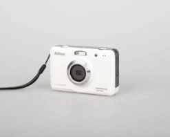 Nikon Coolpix S30 10 MP Digicam W/ 8GB SD Card (uses AA Batteries)(Nikon Coolpix S30 10 Mp Digicam W 8gb Sd Card Uses Aa Batteries) -Vintage Camera Store nikon coolpix s30 waterproof digicam 10mp 20240723 1855