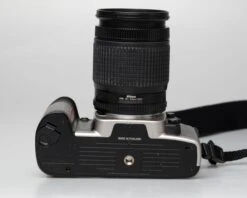 Nikon F65 (aka N65) 35mm Film SLR W/ AF Nikkor 28-80mm Lens (serial 2941044)(Nikon F65 Aka N65 35mm Film Slr W Af Nikkor 28 80mm Lens Serial 2941044) -Vintage Camera Store nikon f65 35mm film slr camera serial 2941044 20250104 11