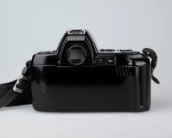 Nikon F-801 35mm SLR + Nikon Speedlight SB-24 + AF Nikkor 35-80mm Lens + Manual(Nikon F 801s 35mm Slr Nikon Speedlight Sb 24 Af Nikkor 35 80mm Lens) -Vintage Camera Store nikon f801 35mmSLR with SB 24 speedlight 202212112606