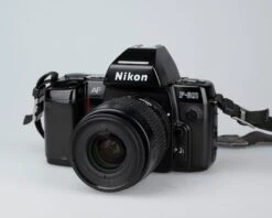 Nikon F-801 35mm SLR + Nikon Speedlight SB-24 + AF Nikkor 35-80mm Lens + Manual(Nikon F 801s 35mm Slr Nikon Speedlight Sb 24 Af Nikkor 35 80mm Lens) -Vintage Camera Store nikon f801 35mmSLR with SB 24 speedlight 202212112609