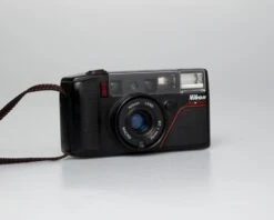 Nikon One Touch (L35AF3) 35mm Camera W/ Case (serial 3214857) | Film🎞tested(Nikon One Touch L35af3 35mm Camera W Case Serial 3214857) -Vintage Camera Store nikon one touch af3 35mm film pns camera serial 3214857 20241203 6