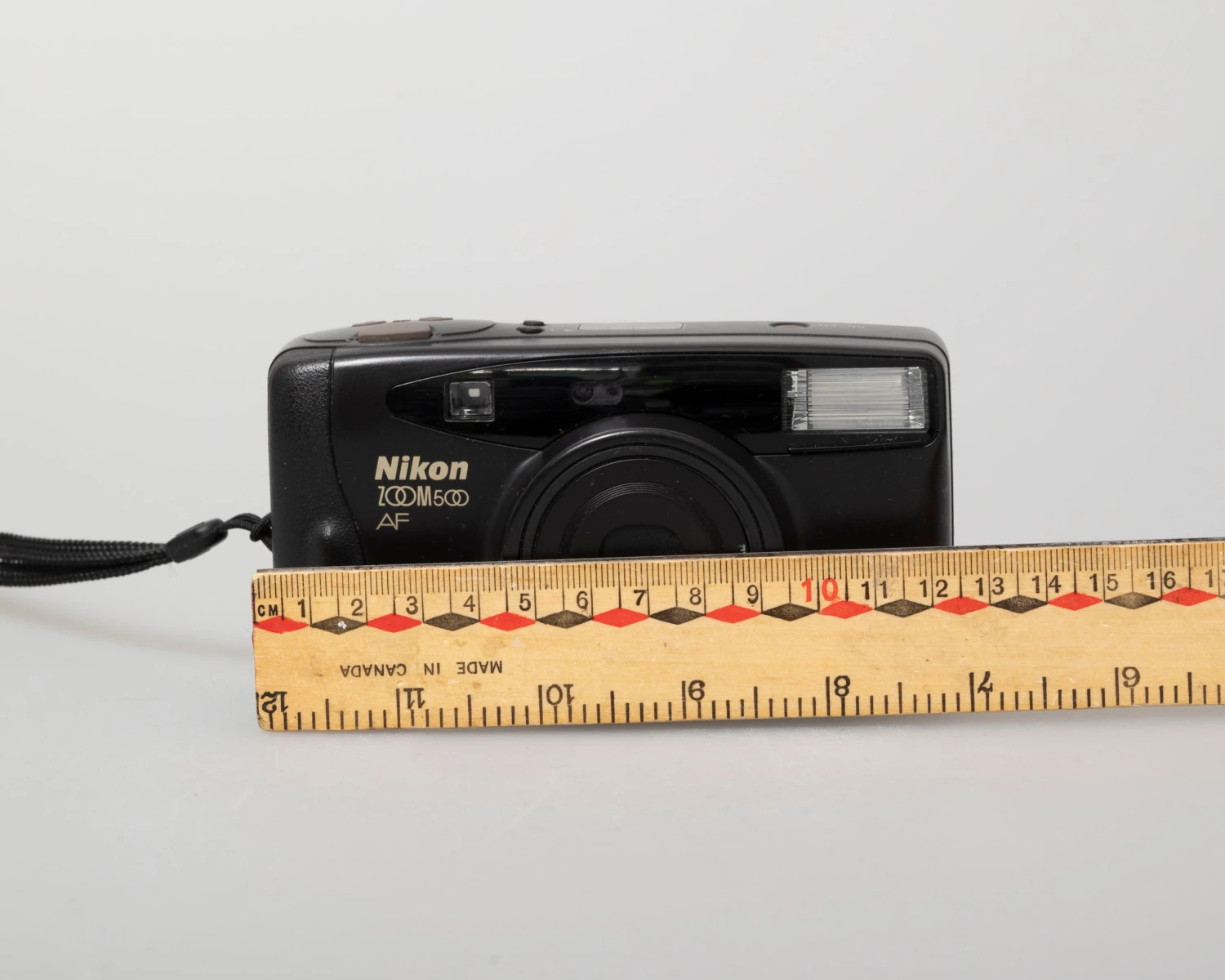 Nikon Zoom 500AF 35mm Camera W/ Case (serial 7037755)(Nikon Zoom 500af 35mm Camera W Case Serial 7037755) - Image 2