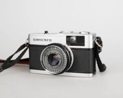 Olympus Trip 35 35mm Camera (serial 4122770)(Olympus Trip 35 35mm Camera Serial 4122770) -Vintage Camera Store olympu trip 35 35mm zone focus film Camera film tested serial 4122770 202310305655