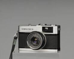 Olympus Trip 35 35mm Camera(Olympus Trip 35 35mm Camera) -Vintage Camera Store olympusTrip35 ser1204221 20200903 906