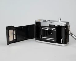 Olympus 35 EC Viewfinder 35mm Camera W/ Case + Flash(Olympus 35 Ec Viewfinder 35mm Camera W Case Flash) -Vintage Camera Store olympus 35 EC 35mm zonefocus camera 202303243523