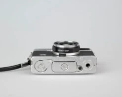 Olympus 35 EC Viewfinder 35mm Camera W/ Case + Flash(Olympus 35 Ec Viewfinder 35mm Camera W Case Flash) -Vintage Camera Store olympus 35 EC 35mm zonefocus camera 202303243525