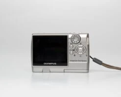 Olympus FE-140 6MP CCD Sensor Digicam W/ 512MB XD Card (serial J69229231)(Olympus Fe 140 6mp Ccd Sensor Digicam W 5112mb Xe Card Serial J69229231) -Vintage Camera Store olympus FE 140 6megapixelCCD digital camera serial J69229231 20250316 3