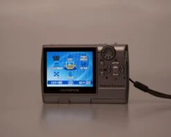 Olympus FE-140 6MP CCD Sensor Digicam W/ 512MB XD Card (serial J69229231)(Olympus Fe 140 6mp Ccd Sensor Digicam W 5112mb Xe Card Serial J69229231) -Vintage Camera Store olympus FE 140 6megapixelCCD digital camera serial J69229231 20250316 4