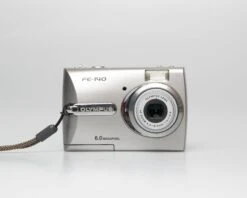 Olympus FE-140 6MP CCD Sensor Digicam W/ 512MB XD Card (serial J69229231)(Olympus Fe 140 6mp Ccd Sensor Digicam W 5112mb Xe Card Serial J69229231) -Vintage Camera Store olympus FE 140 6megapixelCCD digital camera serial J69229231 20250316 7