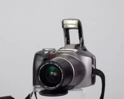 Olympus IS-20 QD 'bridge' 35mm Film SLR With 28-110 Lens (serial 1360187)(Olympus Is 20 Bridge 35mm Film Slr With 28 110 Lens Serial 1360187) -Vintage Camera Store olympus IS20QD serial 1360187 20211128 085