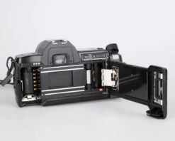 Olympus OM-77AF 35mm Film SLR W/ 35-70mm Compact Zoom Len (serial 2051092)(Olympus Om 77 35mm Film Slr W 35 70mm Compact Zoom Len Serial 2051092) -Vintage Camera Store olympus OM77 35mm SLR camera serial 2051092 20231223 381