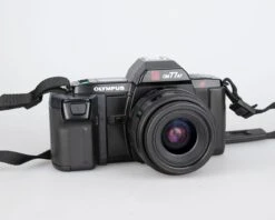 Olympus OM-77AF 35mm Film SLR W/ 35-70mm Compact Zoom Len (serial 2051092)(Olympus Om 77 35mm Film Slr W 35 70mm Compact Zoom Len Serial 2051092) -Vintage Camera Store olympus OM77 35mm SLR camera serial 2051092 20231223 386