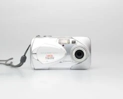 Olympus Camedia D-580 4 MP CCD Sensor Digicam W/ 256MB XD Card (serial 334E24297)(Olympus Camedia D 580 4 Mp Ccd Sensor Digicam W 256mb Xd Card Serial 334e24297) -Vintage Camera Store olympus camedia D 580 ccd digital camera serial 334E24297 20250312 6
