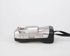 Olympus Camedia D-340R 1.3 MP CCD Sensor Digicam W/ 8 MB SmartMedia Card (uses AA Batteries)(Olympus Camedia D 340r 1 3 Mp Ccd Sensor Digicam W 8 Mb Smartmedia Card Uses Aa Batteries) -Vintage Camera Store olympus camedia d 340R digicam 202305114198