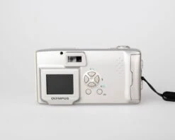 Olympus Camedia D-370 1.3 MP CCD Sensor Digicam (uses SmartMedia And AA Batteries)(Olympus Camedia D 370 1 3 Mp Ccd Sensor Digicam Uses Smartmedia And Aa Batteries) -Vintage Camera Store olympus camedia d 370 compact digicam 202306294860