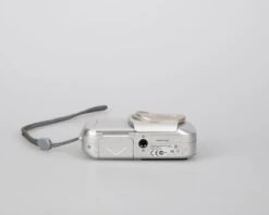 Olympus Camedia D-395 3.2 MP CCD Sensor Digicam W/ 256MB XD Card (uses AA Batteries)(Olympus Camedia D 395 3 2 Mp Ccd Sensor Digicam W 256mb Xd Card Uses Aa Batteries) -Vintage Camera Store olympus camedia d 395 3.2 megapixel digicam 20240310 991