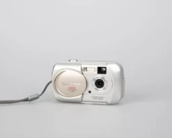 Olympus Camedia D-395 3.2 MP CCD Sensor Digicam W/ 256MB XD Card (uses AA Batteries)(Olympus Camedia D 395 3 2 Mp Ccd Sensor Digicam W 256mb Xd Card Uses Aa Batteries) -Vintage Camera Store olympus camedia d 395 3.2 megapixel digicam 20240310 993