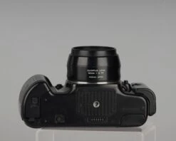 Olympus OM-88 35mm Film SLR W/ 50m F2 PF Lens And Manual Adapter 2(Olympus Om 88 35mm Film Slr W 50m F2 Pf Lens) 13 Olympus OM-88 35mm Film SLR W/ 50m F2 PF Lens And Manual Adapter 2(Olympus Om 88 35mm Film Slr W 50m F2 Pf Lens) -Vintage Camera Store olympus om88 with50mm lens 20210122 301