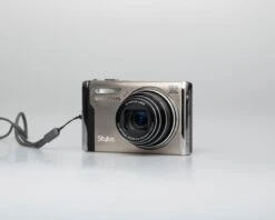 Olympus Stylus 9000 12MP Digicam W/ 16GB Card + Adapter + Charger + Battery (serial H16512514)(Olympus Stylus 9000 12mp Digicam W 16gb Card Adapter Charger Battery Serial H16512514) -Vintage Camera Store olympus stylus 9000 digital camera serial H16512514 20241211 5