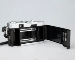 Olympus Trip 35 35mm Camera W/ Case (serial 3431767)(Olympus Trip 35 35mm Camera W Case Serial 3431767) -Vintage Camera Store olympus trip 35 serial 3431767 202211172276