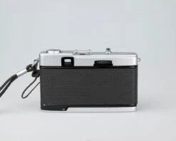 Olympus Trip 35 35mm Camera W/ Case (serial 3431767)(Olympus Trip 35 35mm Camera W Case Serial 3431767) -Vintage Camera Store olympus trip 35 serial 3431767 202211172277