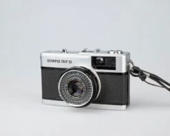 Olympus Trip 35 35mm Camera W/ Case (serial 3431767)(Olympus Trip 35 35mm Camera W Case Serial 3431767) -Vintage Camera Store olympus trip 35 serial 3431767 202211172280