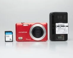 Olympus VG-110 12MP Digicam W/ 8GB SD Card + Battery + Charger (serial UJB001451)(Olympus Vg 110 12mp Digicam W 8gb Sd Card Serial Ujb001451)