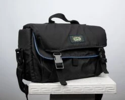 Optex Medium-to-large Sized Black Camera Bag(Optex Medium To Large Sized Black Camera Bag) -Vintage Camera Store optex medium to large black camera shoulder bag 20240223 671