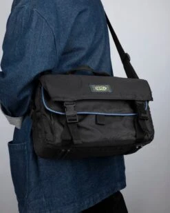 Optex Medium-to-large Sized Black Camera Bag(Optex Medium To Large Sized Black Camera Bag) -Vintage Camera Store optex medium to large black camera shoulder bag 20240223 678