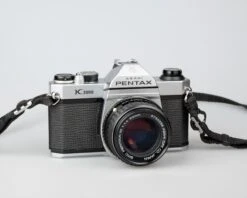 Pentax K1000 With SMC Pentax-M 50mm F1.4 Lens W/ Ever-ready Case (serial 8023813)(Pentax K1000 With Smc Pentax M 50mm F1 4 Lens) -Vintage Camera Store pentax K1000 35mm SLR smc pentax m 50mm 14 serial 8023813 202304203764