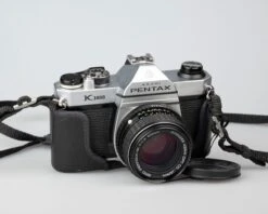 Pentax K1000 With SMC Pentax-M 50mm F1.4 Lens W/ Ever-ready Case (serial 8023813)(Pentax K1000 With Smc Pentax M 50mm F1 4 Lens) -Vintage Camera Store pentax K1000 35mm SLR smc pentax m 50mm 14 serial 8023813 202304203766