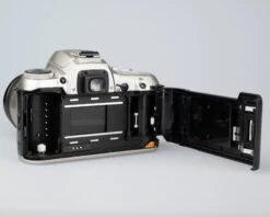 Pentax MZ-7 35mm SLR W/ SMC Pentax-FA 28-80mm Lens(Pentax Mz 7 35mm Slr W Smc Pentax Fa 28 80mm Lens) -Vintage Camera Store pentax MZ 7 35mm slr w Pentax28 80lens 202212112556