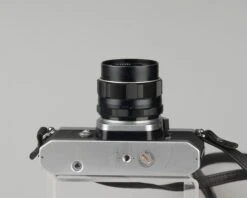 Pentax Spotmatic SP II W/ SMC Takumar 55mm F1.8 Lens + Leather Case // Modified For Modern Batteries(Copy Of Ricoh Singlex Ii Carl Zeiss Jena 50mm Lens) -Vintage Camera Store pentax Spotmatic SPII serial5088702 20201016 034