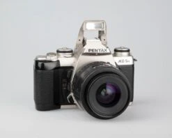 Pentax MZ-5N 35mm SLR W/ SMC Pentax-F 28-80mm Lens (serial 8759432)(Pentax Mz 5n 35mm Slr W Smc Pentax F 28 80mm Lens Serial 8759432) -Vintage Camera Store pentax mx 5n 35mm SLR camera serial 8759432 202212172845