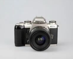 Pentax MZ-5N 35mm SLR W/ SMC Pentax-F 28-80mm Lens (serial 8759432)(Pentax Mz 5n 35mm Slr W Smc Pentax F 28 80mm Lens Serial 8759432)