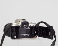 Pentax MZ-50 35mm SLR W/ Promaster 28-105mm Lens(Pentax Mz 50 35mm Slr W Promaster 28 105mm Lens) -Vintage Camera Store pentax mz 50 slr serial 4041821 20211217041