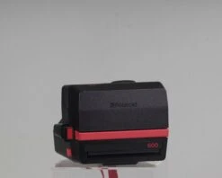 Red Polaroid 600 Cool Cam Instant Camera With Case(Red Polaroid 600 Cool Cam Instant Camera With Case) -Vintage Camera Store polaroid Cool cam red withcase 20210706 864