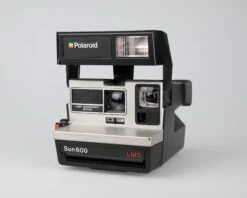 Polaroid Sun 600 LMS Instant Film Camera (serial D5E45858)(Polaroid Sun 600 Lms Instant Film Camera Serial D5e45858) -Vintage Camera Store polaroid SUN 600 LMS serial D5E45858 202212182876