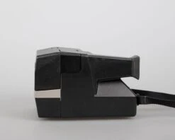 Polaroid Sun 600 LMS Instant Film Camera (serial ESF18918NG)(Polaroid Sun 600 Lms Instant Film Camera Serial Esf18918ng) -Vintage Camera Store polaroid SUN 600 LMS serial ESF18918NG USA 20240325 1256