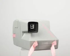 Grey And Pink Polaroid 600 Cool Cam Instant Camera (serial C8W38593)(Grey And Pink Polaroid 600 Cool Cam Instant Camera Serial C8w38593) -Vintage Camera Store polaroid cool cam serial C8W38593 202209171782
