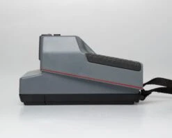 Polaroid Impulse Instant Camera (serial D2C4819UNDCB)(Polaroid Impulse Instant Camera Serial D2c4819undcb) -Vintage Camera Store polaroid impulse 600 instant film camera serial D2C4819UNDCB 20250106 5