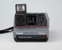 Polaroid Impulse AF Autofocus Instant Camera (serial D9T1YA6FNB)(Polaroid Impulse Af Instant Camera D9t1ya6fnb) -Vintage Camera Store polaroid impulse AF autofocus instant camera serial D9T1YA6FNB 202212182870