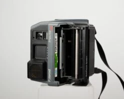 Polaroid Impulse AF Instant Camera With Original Case, Prism Lens Filter, And Manual (serial C4K18579YDCA)(Polaroid Impulse Af Instant Camera With Original Case Prism Lens Filter And Manual Serial C4k18579ydca) -Vintage Camera Store polaroid impulse AF serial C4K18579YDCA 202209171794